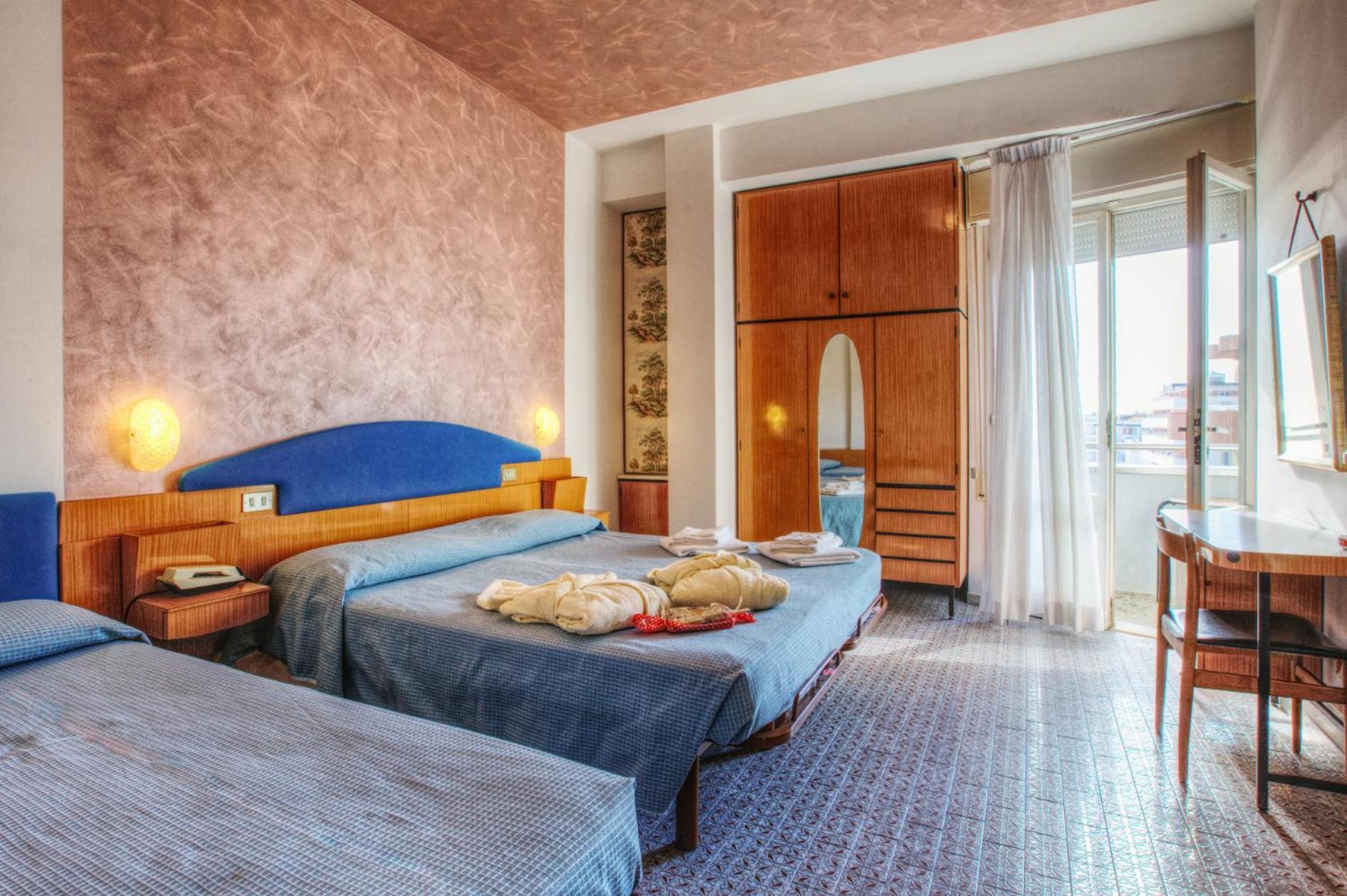 Hotel Capitol ガッテーオ・ア・マーレ 部屋 写真